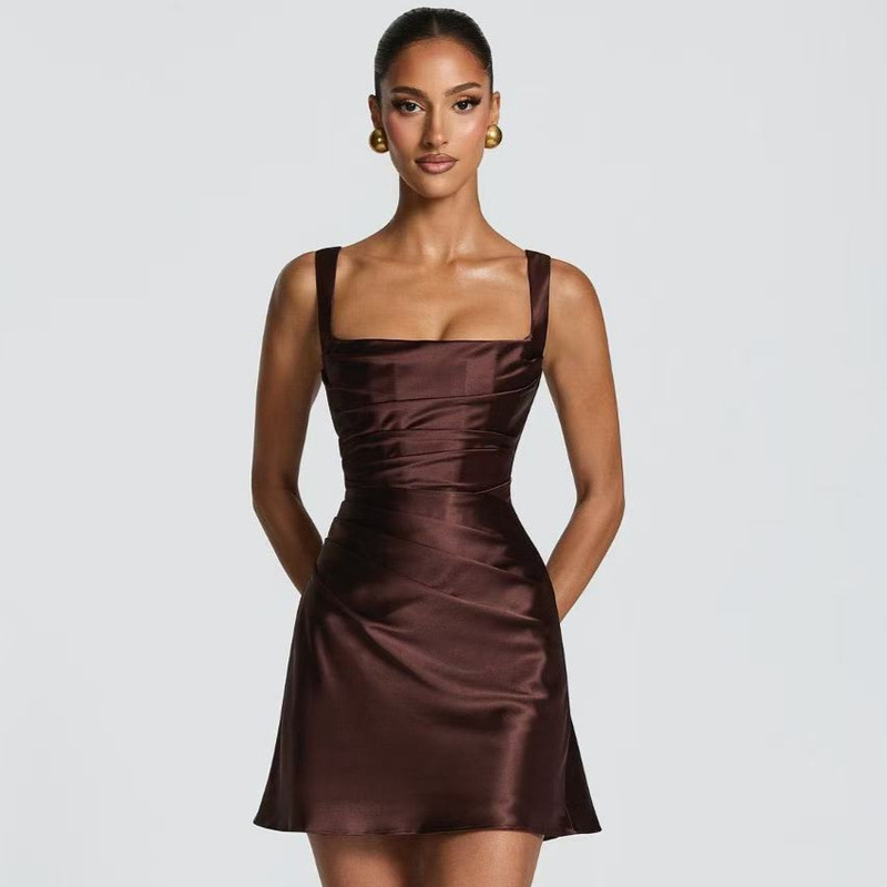 European and American Retro Square-Neck Spaghetti Strap Dress for Women with Cross-Tie Back, Slim Fit, Ruched Waist, and Fishbone A-Line Short Skirt