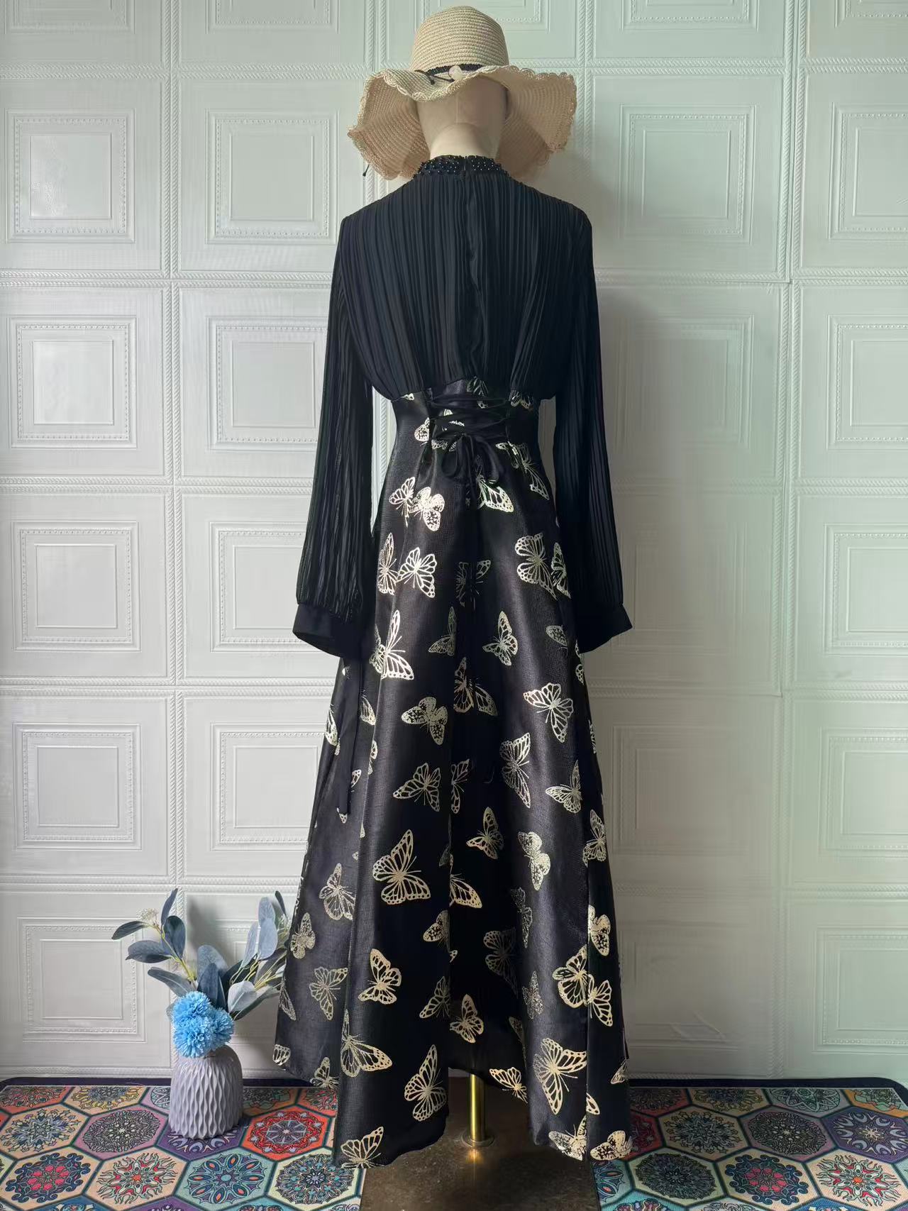 European American 2025 Spring Elegant And Noble Long-Sleeved Dynamic Romantic Style Gold-Embossed Long Dress For_ecoleips.com