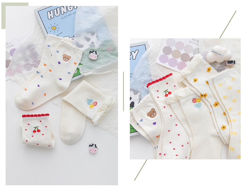 Daily Occasion Non-Slip Function Women's Fashion Cherry Bear Flower Nylon Cotton Crew Socks A Pair