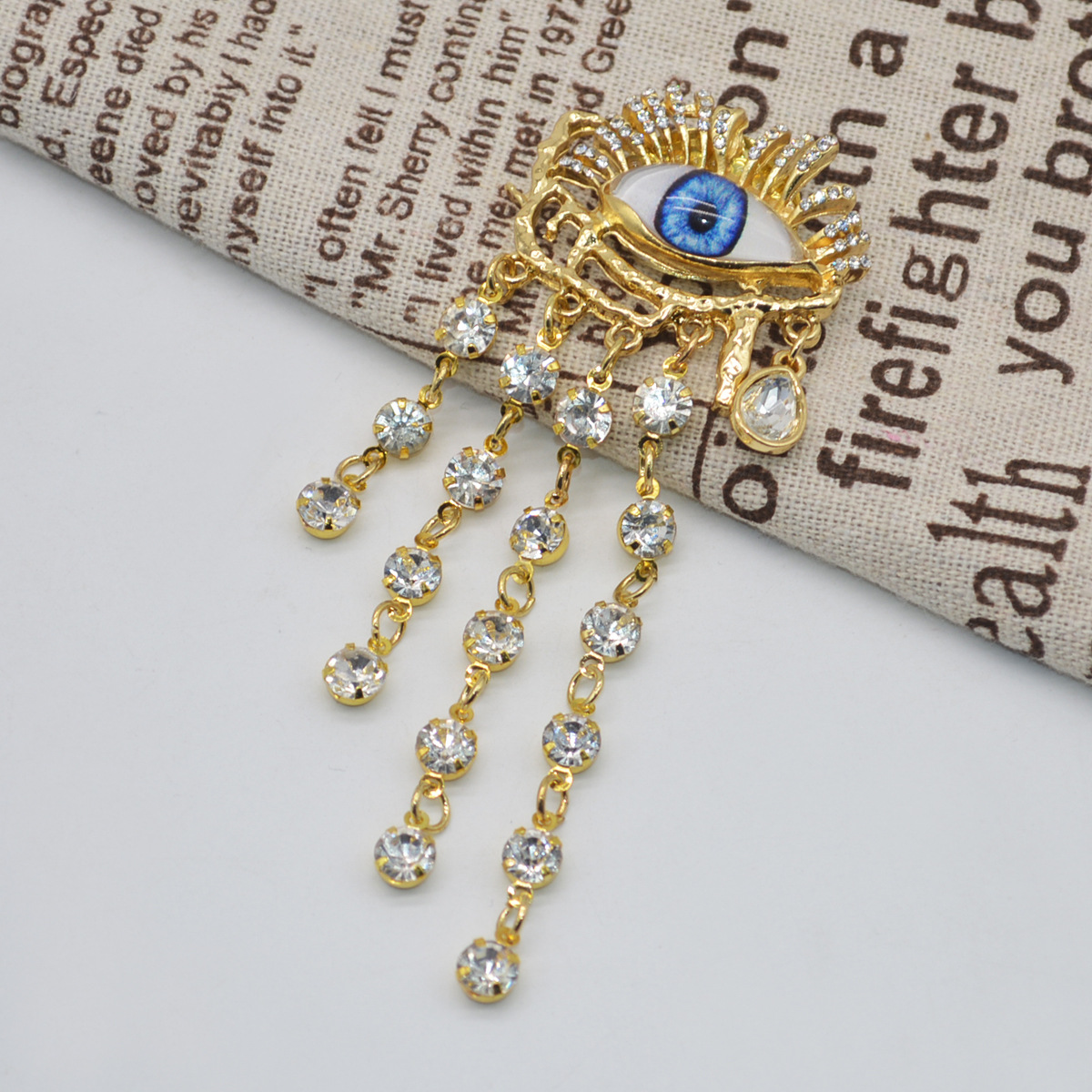 Vintage Devil Brooch With Diamonds And Tassels High-end Pin_voghion.com