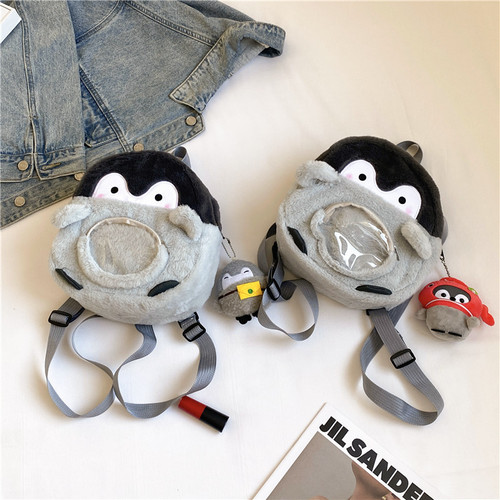 2024新款痛包毛毛企鹅卡通玩偶双肩包毛绒背包少女迷你学生小书包