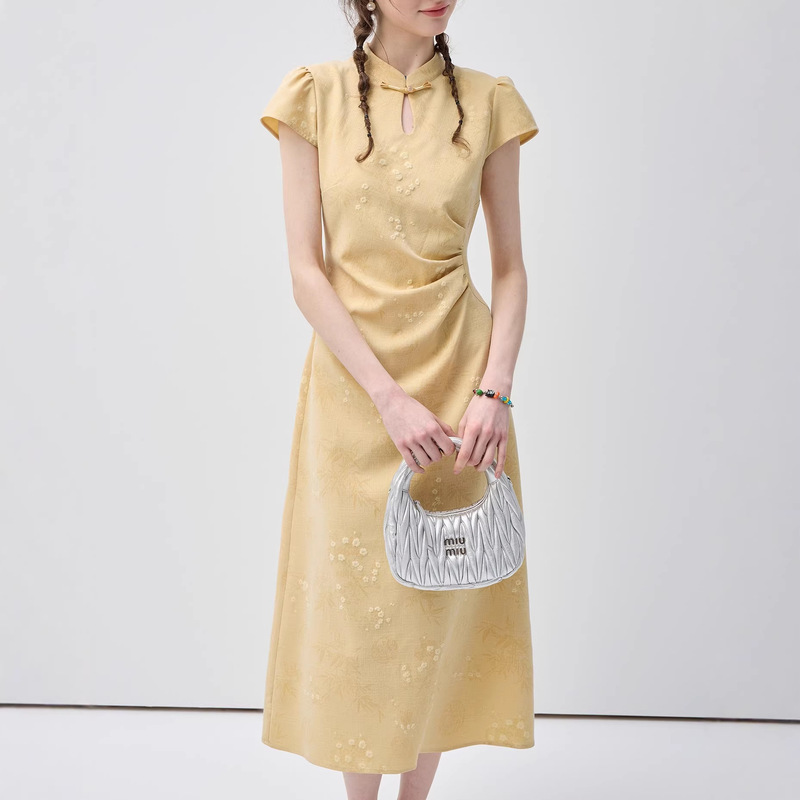 Celebrity-Inspired Style【Light Yellow Elegance】Vega Buttoned Improved Cheongsam Dress for Women, Summer Waist-Cinching Short-Sleeve Dress Celebrity-Inspired Style【Light Yellow Elegance】Vega Buttoned Improved Cheongsam Dress for Women, Summer Waist-Cinching Short-Sleeve Dress