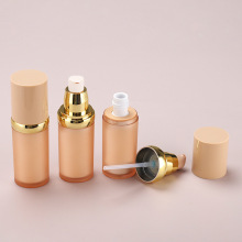 M773 跨境30ml变色粉底液瓶肤粉色双层亚克力化妆品隔离乳包材