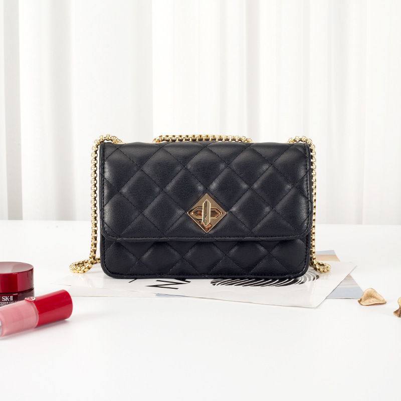 Women's 2020 New Model Cross-Lock Embroidered Chain Small Square Fashionable Mobile Phone Bag Foreign Trade Dropshipping_voghion.com