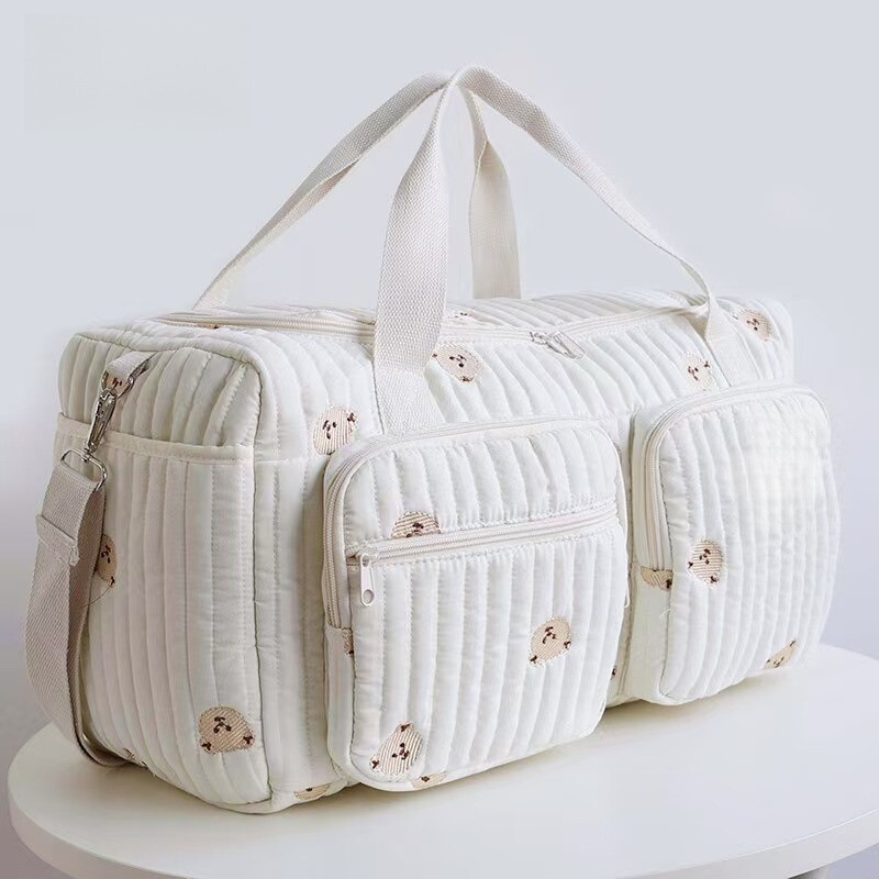Korean-style quilted mommy travel bag, lightweight large-capacity luggage bag for short trips, handbag, shoulder bag, casual maternity bag, trendy Korean-style quilted mommy travel bag, lightweight large-capacity luggage bag for short trips, handbag, shoulder bag, casual maternity bag, trendy