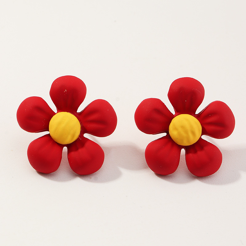Fashion Simple Heart-shaped Flower Earrings display picture 6