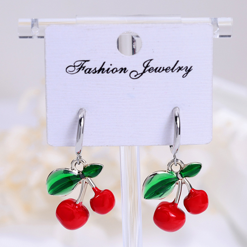 Aretes de cereza roja para mujer – colgante exquisito, fruta de imitación versátil, nuevo estilo