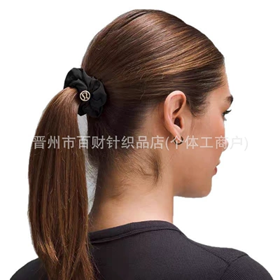 Hair Tie – Saç üçün rezinlər