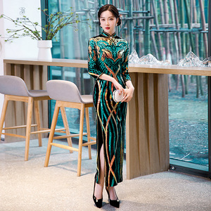 Green red Velvet sequined Chinese dresses oriental qipao for women banquet party cheongsam catwalk cheongsam Plus size long performance stage slim cheongsam