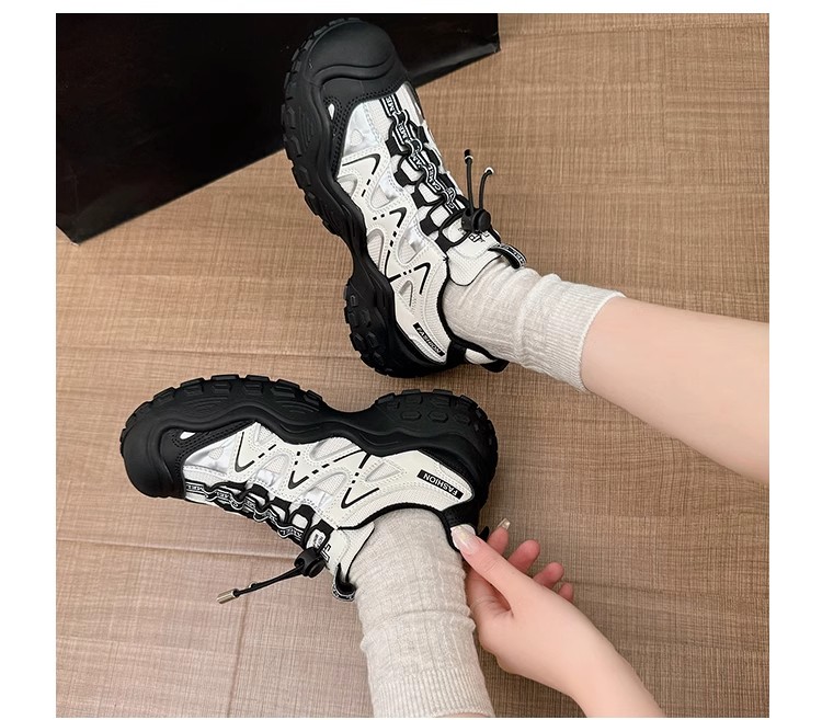 Modele noi de încălțăminte pentru femei cu tocuri cu platformă și talpă groasă care sporesc înălțimea și pantofi cu șireturi pentru mărimi mari_voghion.com