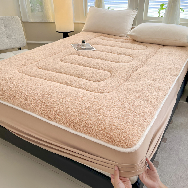 Winter Warm Lamb Velvet Quilted Mattress Fitted Sheet All-Inclusive Thickeneded Soy Cotton Mattress Cover Simmons Protective Pad Cover