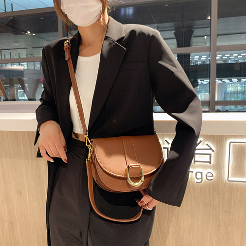 Versatile ins small bag  new bag women's bag crossbody bag texture retro single shoulder armpit saddle bag