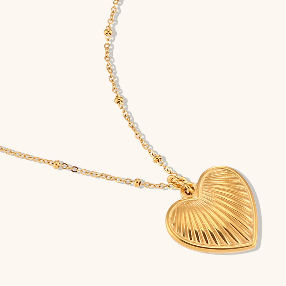 Sweet Heart Shape Stainless Steel Titanium Steel Plating 18k Gold Plated Pendant Necklace display picture 2