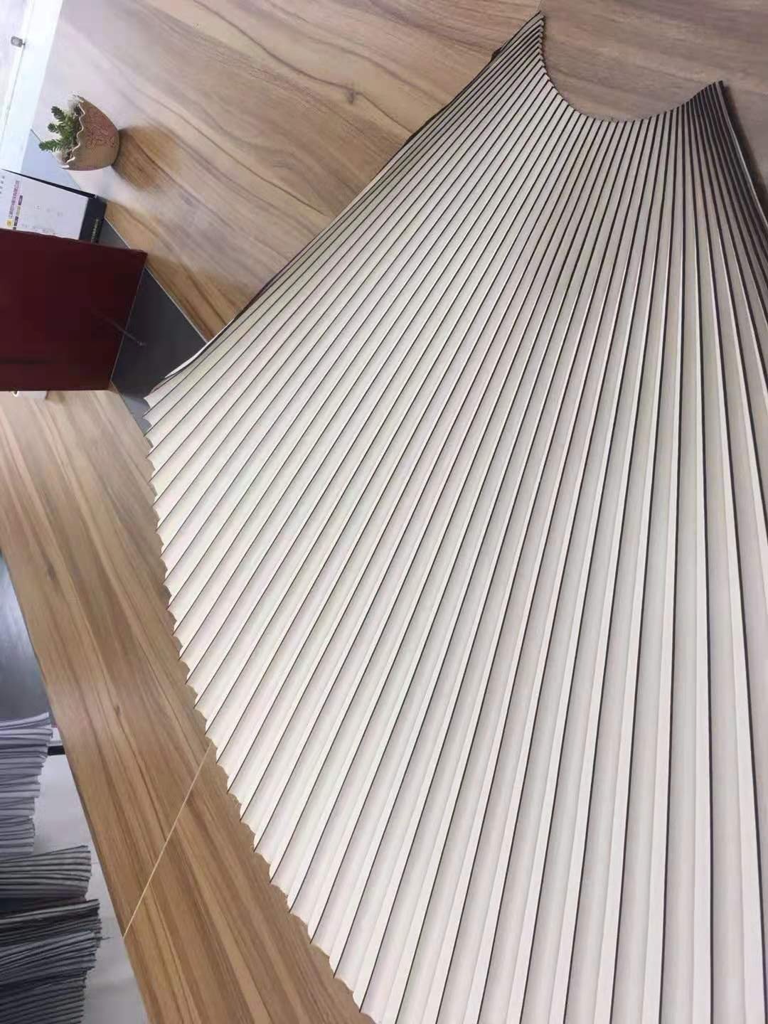 上海压皱加工   连衣裙压皱加工   雪纺压皱加工