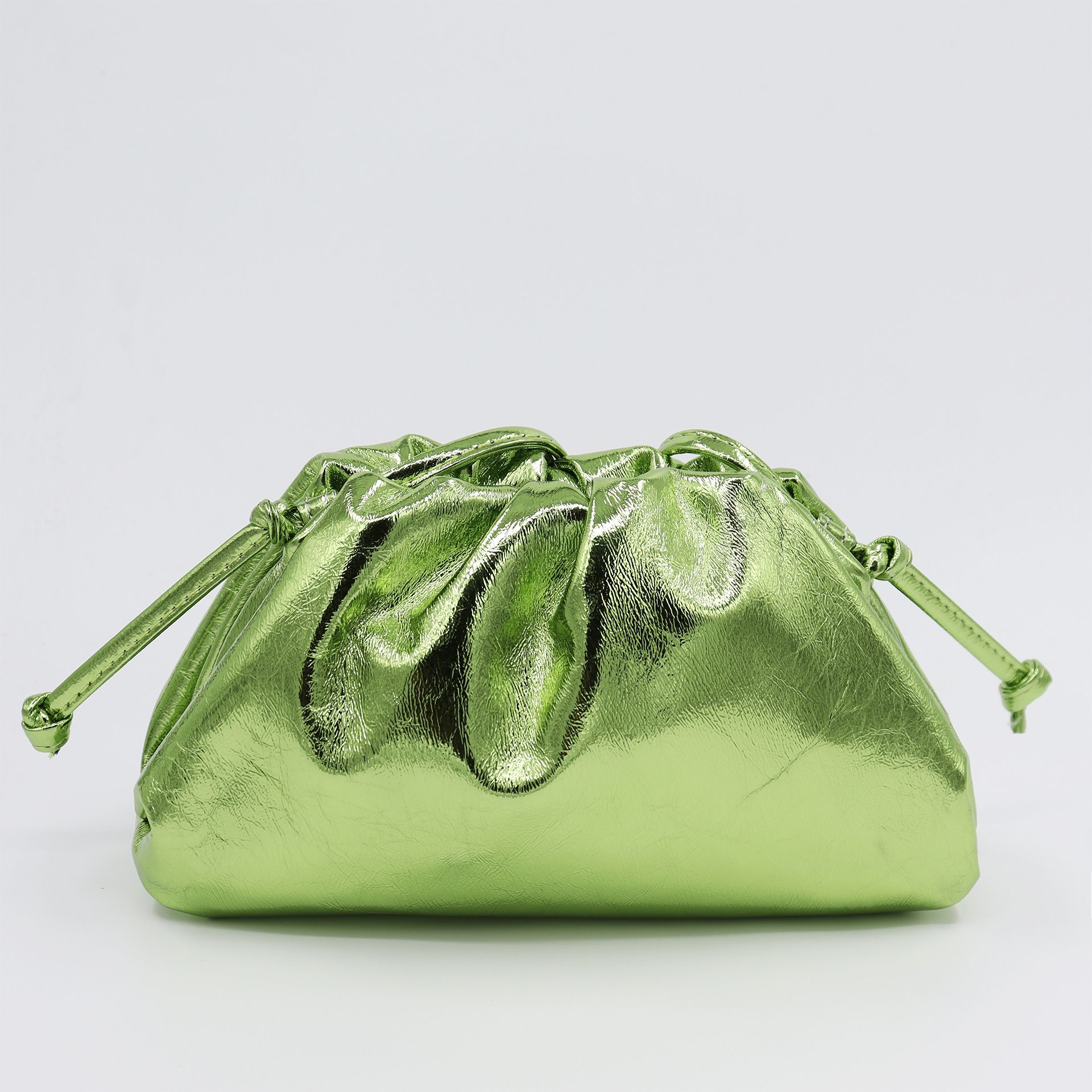 thumbnail image 1 of Bolso de nube con clip plisado, bolso pequeño para mujer, versión coreana 2023, nuevo bolso rojo de red para mujer, bolso de hombro, bolso de mensajero, Mamba green one, 1 of 2