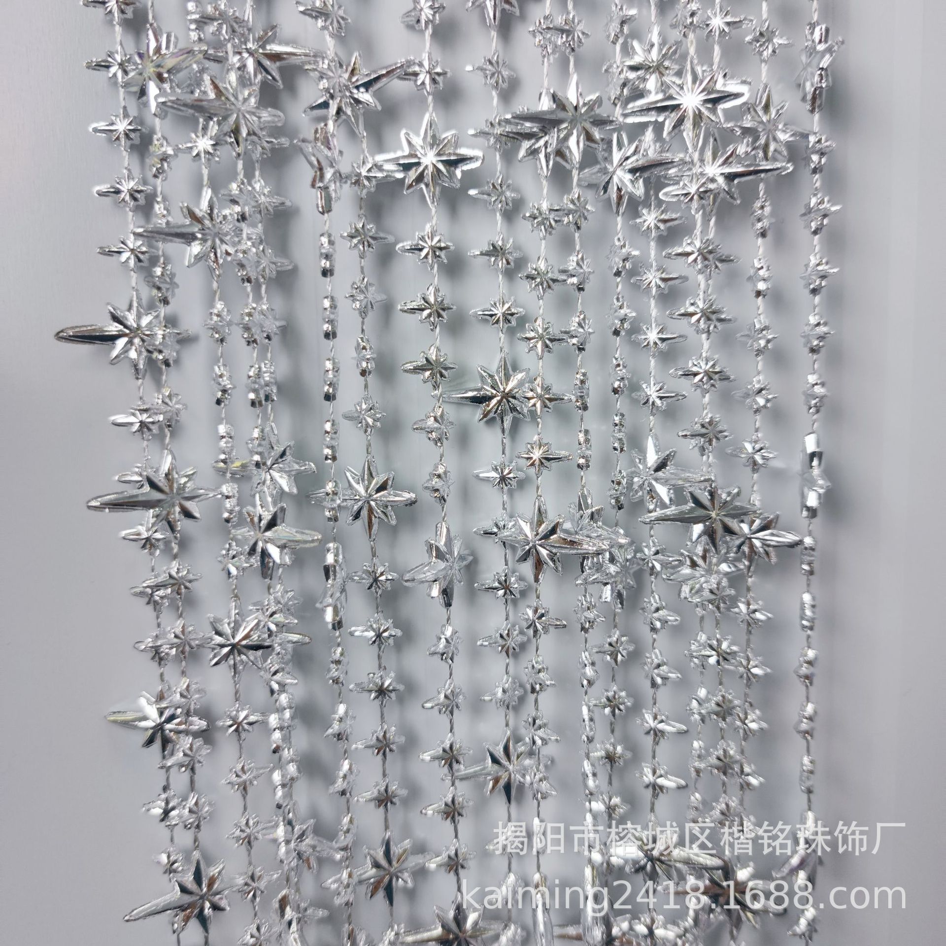 ����ֱ��ʥ����â������ ʥ����װ����â������ ʥ��������