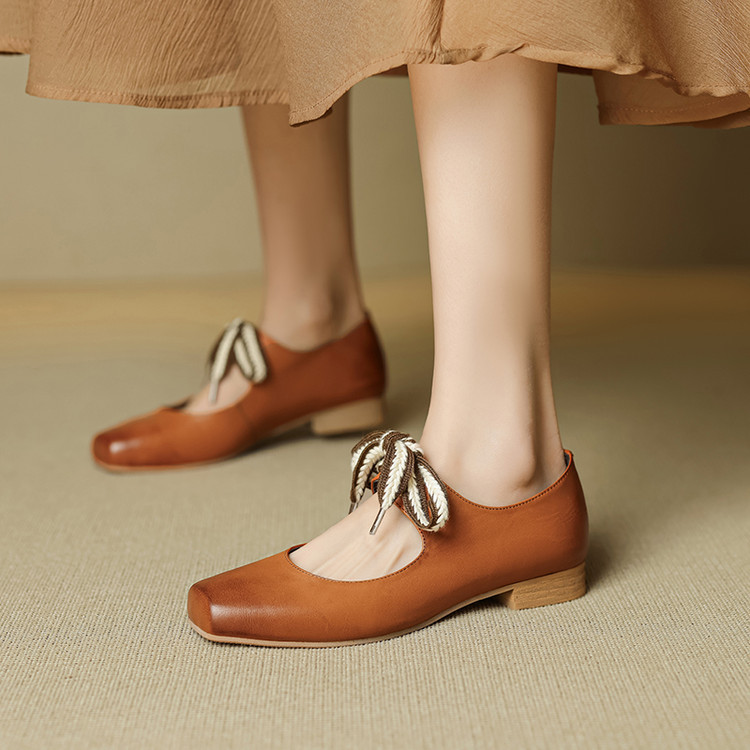 Retro ballet shoes Chinese style with shoelaces