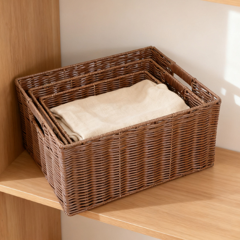 Set de tres piezas con cesta marrón sin tapa
