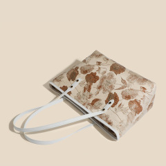 2024 New Model Large Women's Embroidered Tote Bag Unique Design Versatile Shoulder Bag for College Students and Commuting with Large Capacity