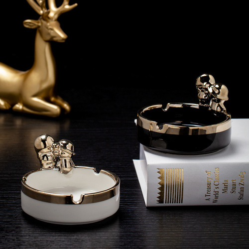 Creative ashtray ceramic home living room Nordic trendy fashionable office coffee table elf ashtray men's supplies