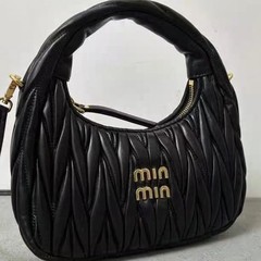miu 新しい DIY ファッションライト高級ホーボープリーツクラウドバッグ多用途クロスボディポータブル脇の下ショルダーハンドバッグ