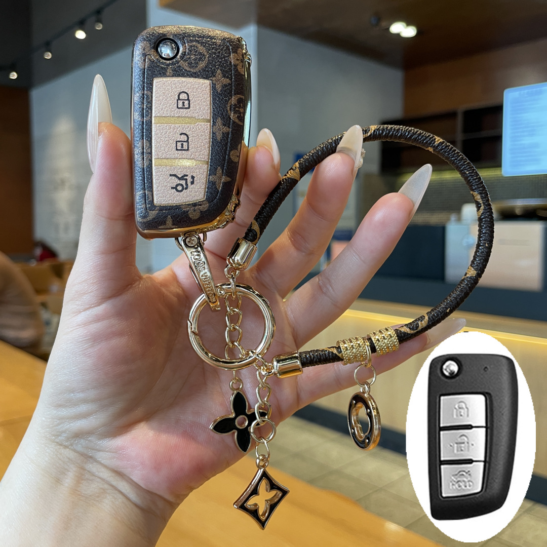 Dongfeng Nissan Sylphy Key Cover Bluebird Sylphy Classic Ji Yi High-End Remote Control Case Trendy Decorative Car Keychain