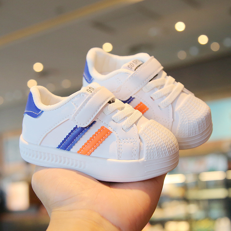 2225 블루를 가리키지 마세요