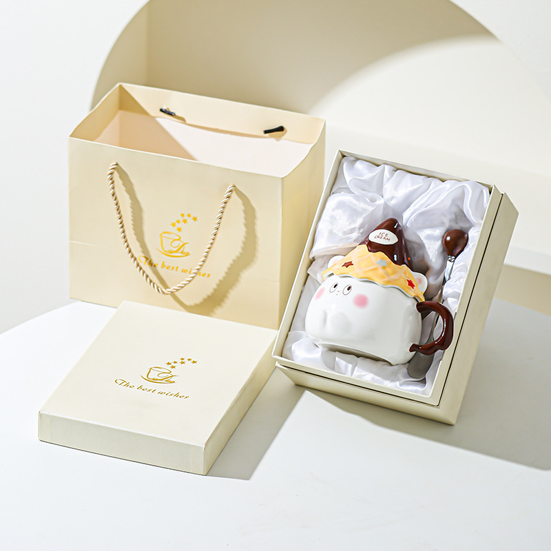 Taza de caricatura de cerámica de alta cara, taza de regalo para una amiga, taza de corazón de una niña, taza de desayuno casera