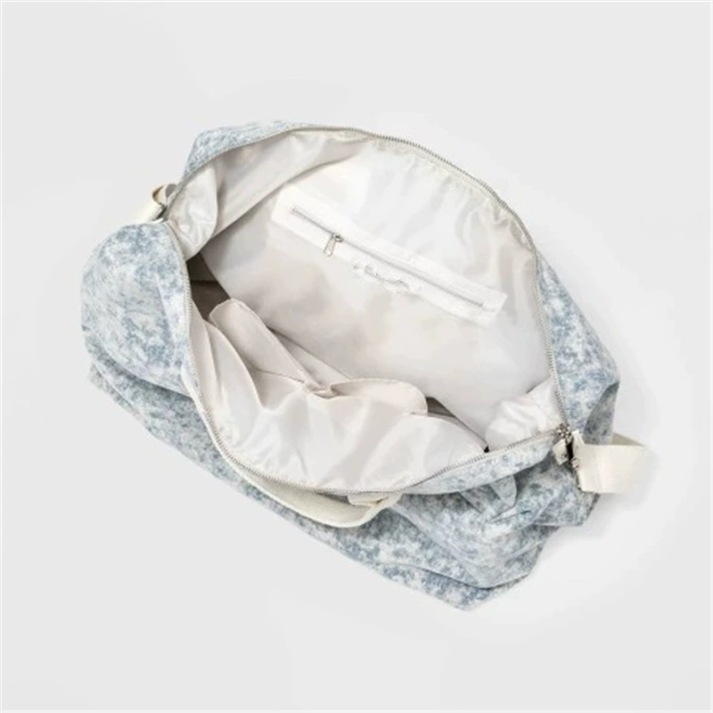 Модная джинсовая вместительная дорожная сумка, organizer bag для путешествий, спортивная сумка, индивидуальная пошивка, со снежинками