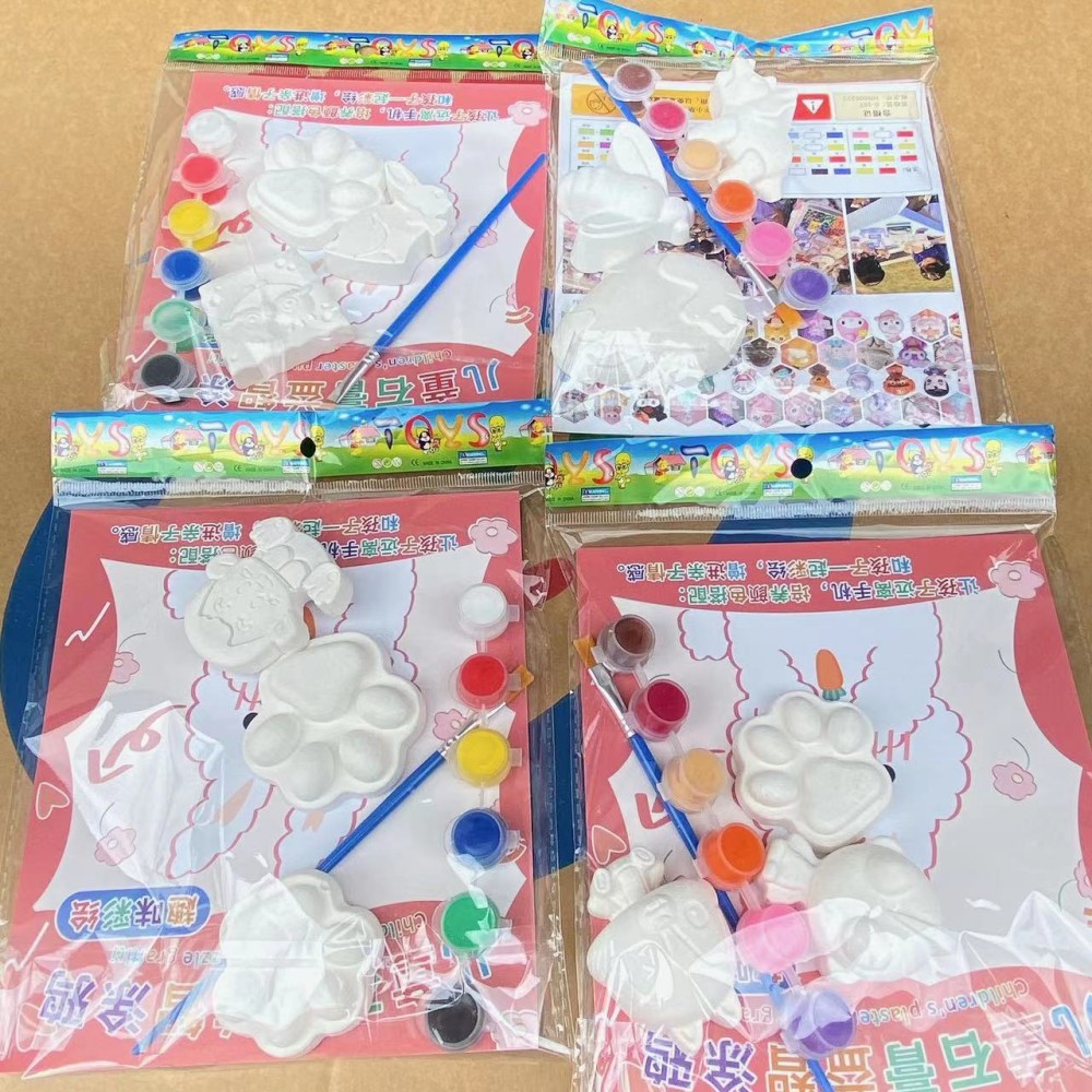 Muñeca de yeso pintado tres DIY pintado a mano blanco en blanco al por mayor juguete para niños papelería tienda puesto