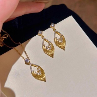 �z������ɼ�����Ů2025�¿�W��ë�߼����p��С����ʽ�i���