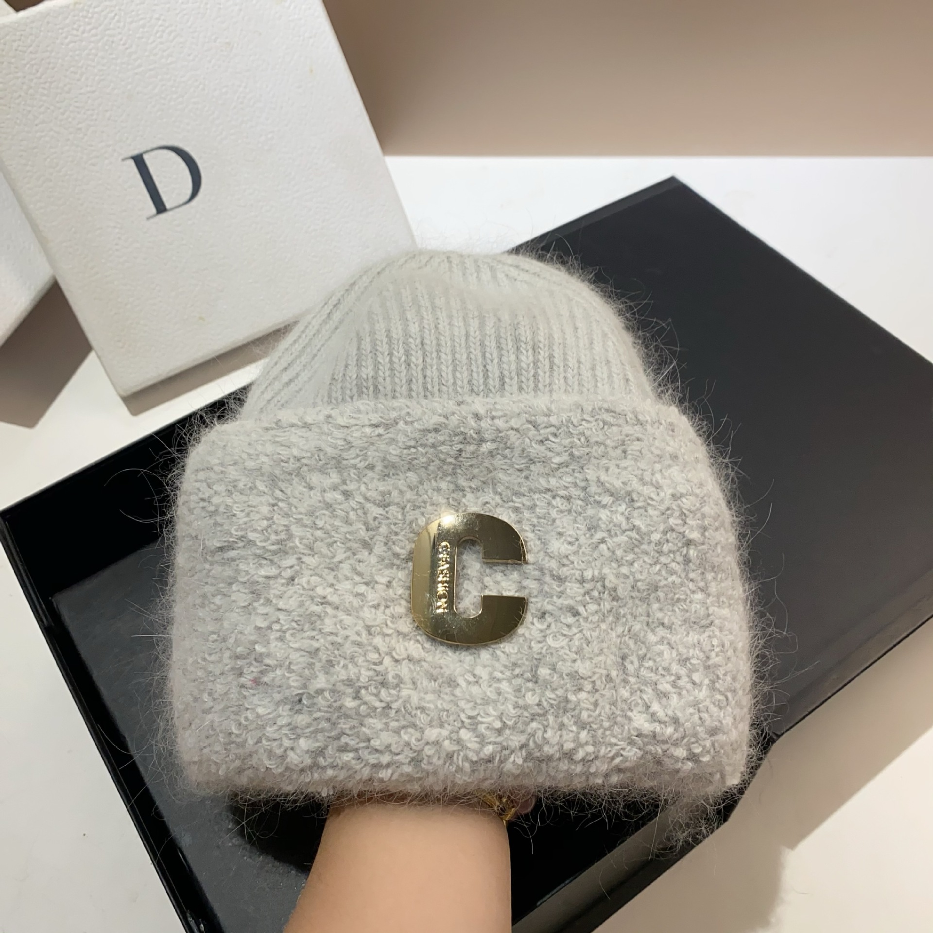 Originelles Design, neue, vergrößerte, verdickte Strickmütze aus Kaninchenhaar, C-Buchstabe, kalter Winter, warmer winddichter Gehörschutz im Freien_voghion.com