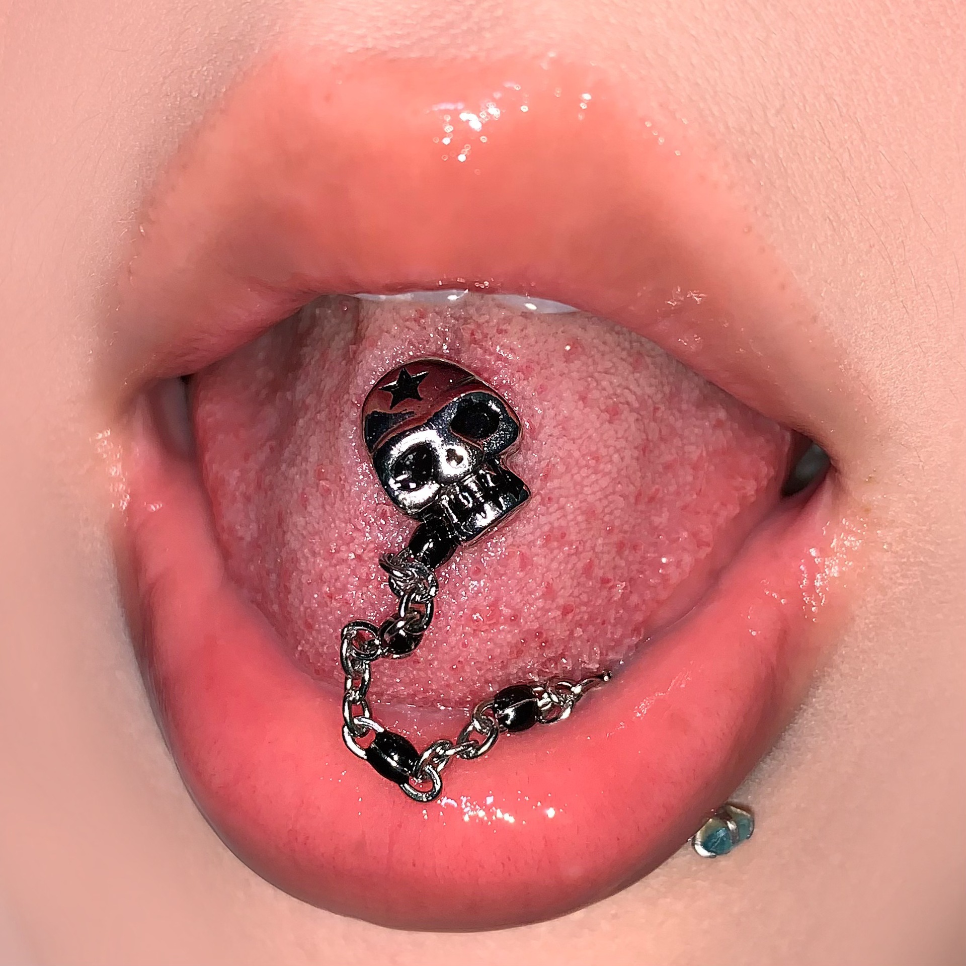 Pointed labret stud close-up product detail
