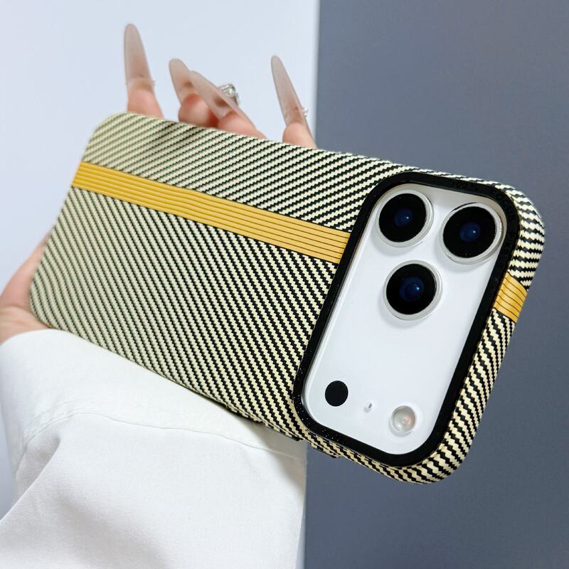 Carbon Fiber Pattern Suitable for Iphone17Pro Mobile Phone Case That Turns into Porsche Apple 16Promax in Seconds, Thin and Nude 15 Hard Shell 14Plus High-End Sense 13Pro Men and Women 12 Accessible Luxury Trend