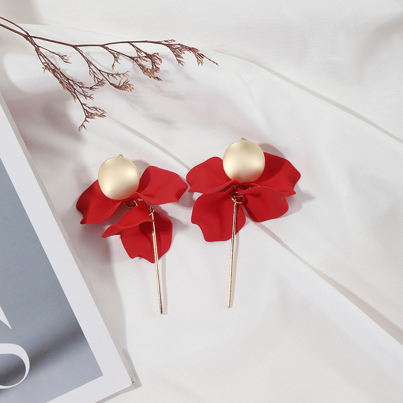 20g Weight Copper Ear Needle Material Drop Earrings Classification 1 Pair Quantity Street Occasion Acrylic Material Flower Pattern All Seasons Season Women'S Gender Stoving Varnish Design Fashion Style 1 Pair Fashion Flower Stoving Varnish Arylic Drop Earrings 7