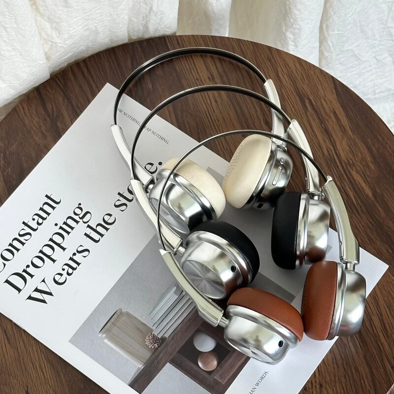 Retro over-ear wireless Bluetooth headphones with high aesthetic value, noise cancellation, suitable for sports, long battery life, student headset, factory wholesale Retro over-ear wireless Bluetooth headphones with high aesthetic value, noise cancellation, suitable for sports, long battery life, student headset, factory wholesale