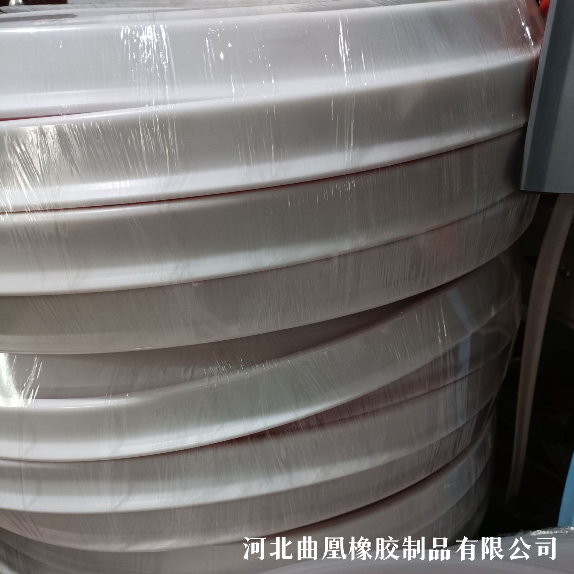 5-centimeter-high bathroom water barrier strip sanitary partition water barrier strip dry-wet separation kitchen sink waterproof partition Item Picture
