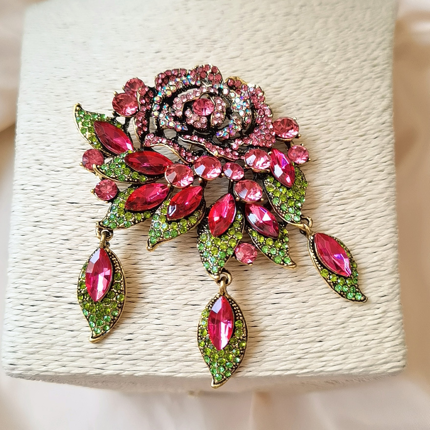 Broche vintage de luxe, grande taille, style baroque rétro élégant et classique, disponible en stock, vente en gros et dropshipping._voghion.com