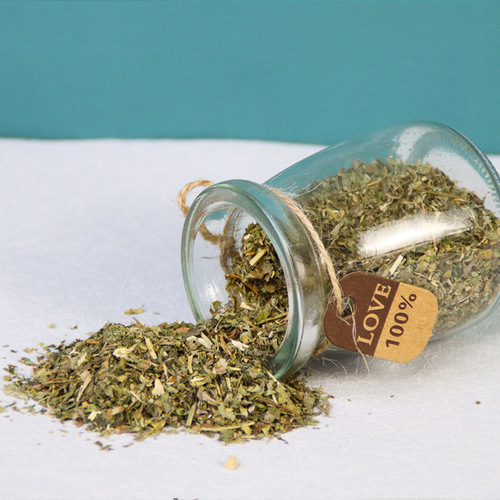 Catnip crushed leaf bottled manufacturers mint powder cat snacks fresh breath to promote digestion cat snacks wholesale