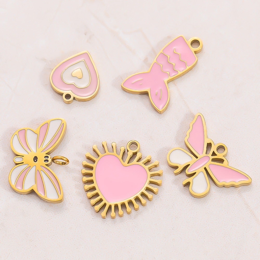 2g Weight 0.03µm-0.05µm Gold Plating Thickness 1 Piece 304 Stainless Steel PVD Coated Real Gold Plated Heart Shape Butterfly Pendant DIY Jewelry Accessories