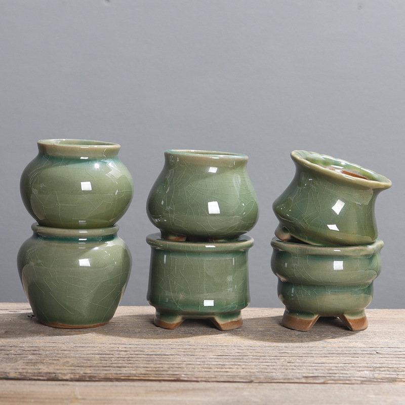 Ice-split fleshy plant flowerpot ceramic plain burning breathable small diameter stoneware-controlled mini thumb pot with legs Ice-split fleshy plant flowerpot ceramic plain burning breathable small diameter stoneware-controlled mini thumb pot with legs