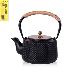 Handmade Old Cast Iron Teapot with Copper Lid and Wooden Bucket, Cast Iron Tea Pot Wholesale from Japan's Minami Iron Pot Workshop