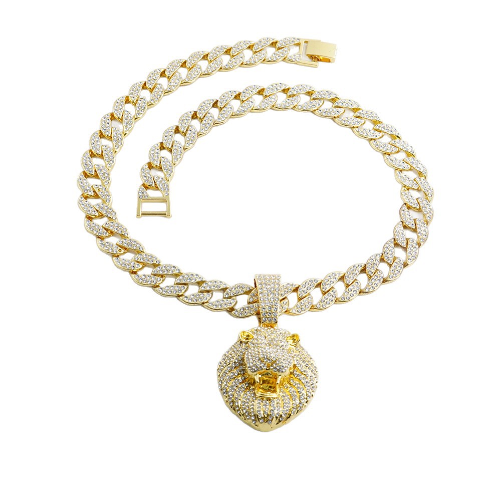Collar de cadena cubana con colgante de cabeza de león estéreo de diamantes completo personalizado para hombre, cadena de clavícula de moda hip-hop europea y americana