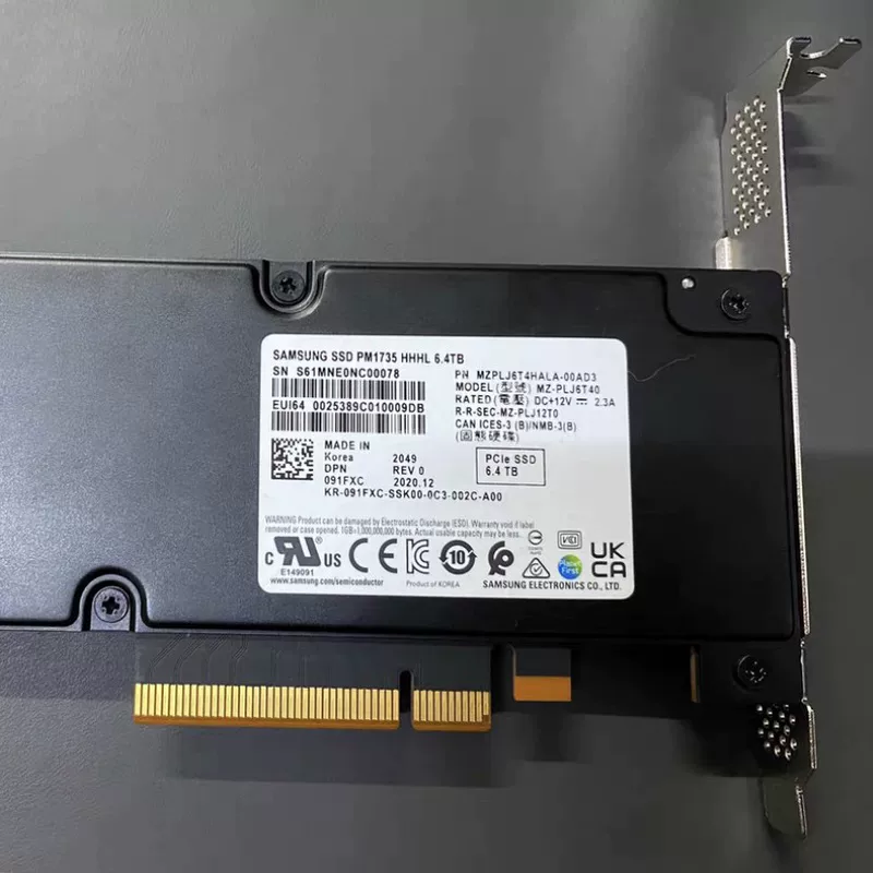 Твердотельный накопитель PM1735 6,4 ТБ