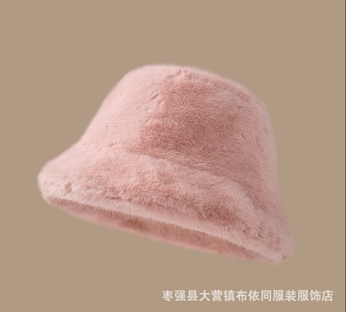 ぬいぐるみ漁師帽の女性は秋冬の冬に保温しておしゃれなぬいぐるみ漁師帽を厚くして顔が小さい|undefined