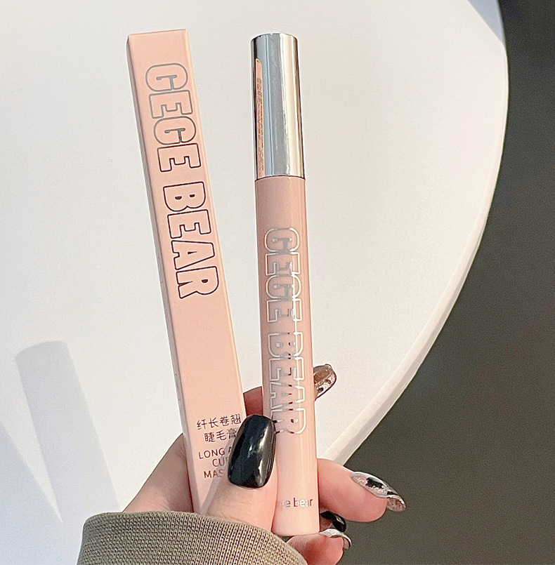 Gege bear's slender and curly mascara features a fine brush head that is dense, waterproof, long-lasting, and less prone to smudge, making it suitable for beginners undefined