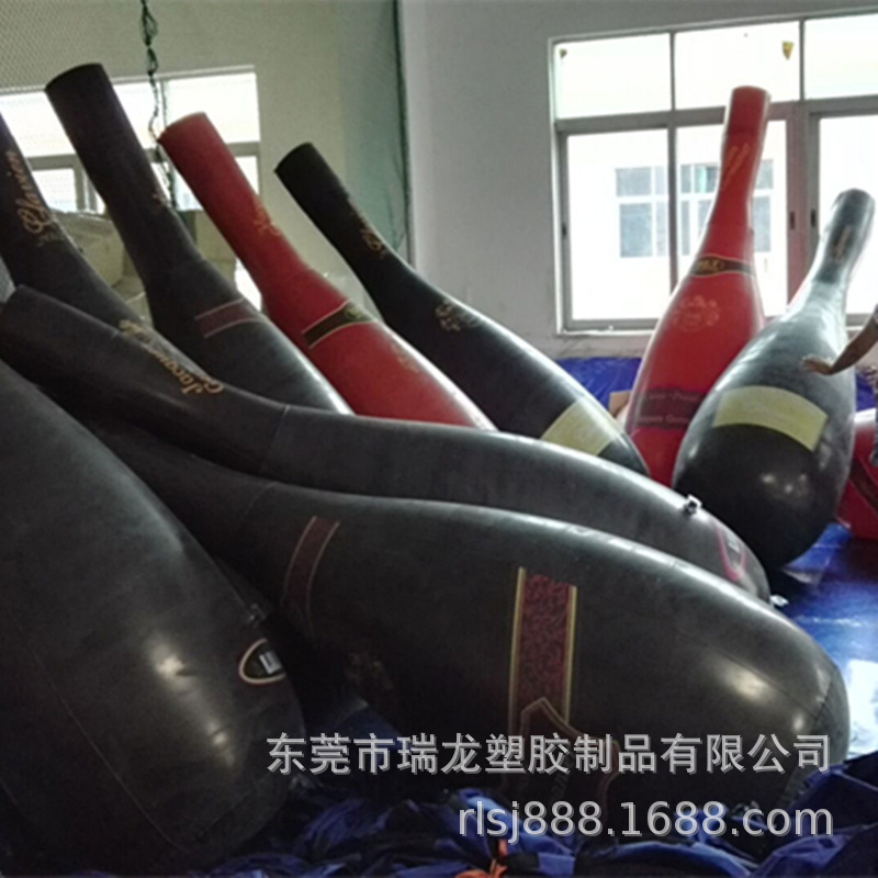 桥头厂家生产PVC充气香槟啤酒瓶广告玩具瓶子罐子来图