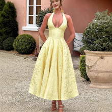 �¿�R�d�羳�B��ȹ�W���Sɫ���Y�����QŮ�b�Lȹ