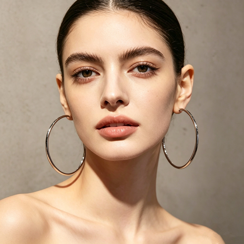 European and American Style Exaggerated Plain Hoop Earrings for Women, Large Hoop Earrings with a High-End Feel, Light Luxury, Versatile, Simple and Elegant Hoop Earrings, Cross-Border Wholesale