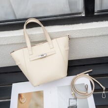 2026�¿���Ƥ���ذ�Ů�������^��ţƤ����μ�б����r�аٴ�ͨ��